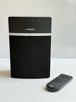 Front view of Bose SoundTouch 10 speaker with remote