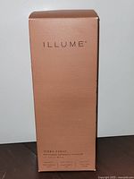 Front of unopened Illume Terra Tabac diffuser box