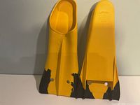 Front view of both fins showing color and design