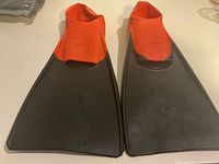 Top view of both fins showing color and style