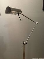 Lamp head and articulating arm close-up