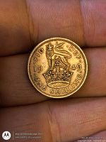 Reverse of 1949 one shilling showing crowned lion and date