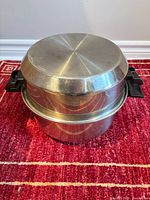 Pot inverted showing stainless base