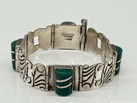 Full bracelet showing links, clasp and hallmark