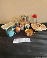 Group shot of entire lot showing all ceramic and glass pieces