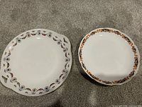 Top view of both plates showing patterns and sizes