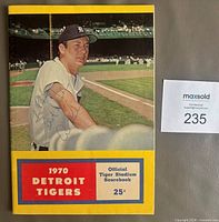 Front cover showing Al Kaline photo, signature visible, 25¢ price