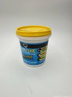 Front label showing DAP Alex Flex Flexible Spackling 473 mL tub