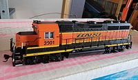 Left side profile of Bachmann HO scale BNSF locomotive #3001