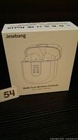 Front of sealed Jesebang BD86 earbuds box