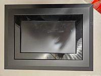 Front view of Kodak EasyShare SV811 digital photo frame