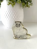 Front view of lucite Persian cat figurine