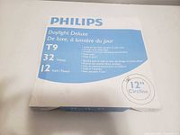 Front of sealed Philips Daylight Deluxe T9 32W 12" Circline lamp package