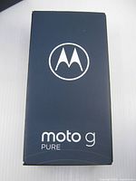 Front of sealed moto g Pure box