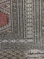 Close-up of border weave detail