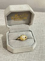 Ring in box showing overall design