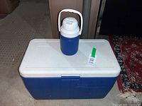 Cooler closed with jug on lid