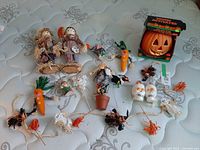 Full lot displayed on mattress showing all decorations