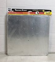 Front view of packaged aluminium hawk showing brand and size