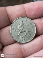 Reverse side showing crowned lion and denomination 10