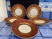 Front view of multiple plates showing pattern, stack count illustrates quantity