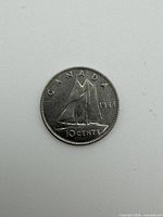 1968 Canadian ten-cent coin, reverse showing Bluenose schooner