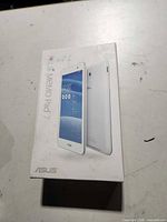Front of sealed Asus MeMO Pad 7 retail box