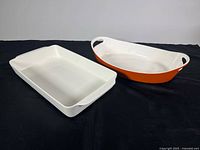 Both pans side by side, top view