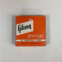 Front of Gibson strings box