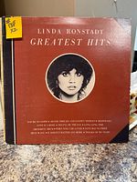 Front cover Linda Ronstadt Greatest Hits vinyl album