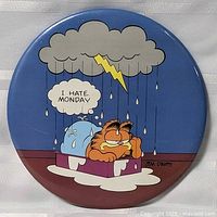 Front view showing complete Garfield graphic and text