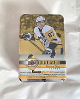 Front of sealed tin showing Sidney Crosby and product branding