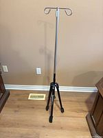 Full view of Manfrotto 290 Xtra IV stand extended