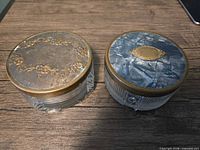 Top view of both jars showing lid designs