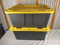 Two stacked Greenmade totes showing overall appearance