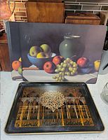 Placemat pair and melamine tray overall view