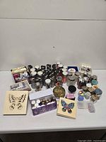 Overview of all containers, tubes, and butterfly boxes