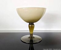 Full profile of compote showing gradient color and shape