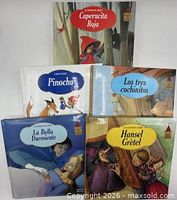 Front view showing all five Spanish hardcover fairy-tale books