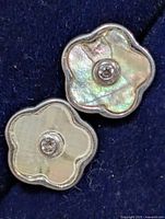 Front view of both clover earrings