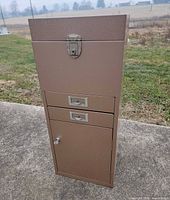 Closed cabinet front view