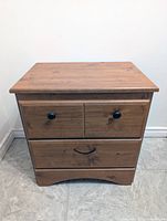 Front view of nightstand closed