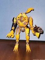 Front view of Cheetor figure holding gun