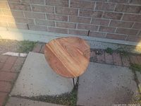 Top view of wood grain surface and overall shape