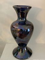 Full view of vase front