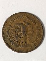 Obverse showing eagle with serpent and legend ESTADOS UNIDOS MEXICANOS