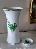 Vase and dish together showing pattern and scale
