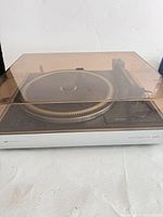 Turntable with dust cover closed