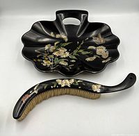 Tray and brush full view