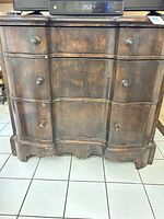 Front view showing overall design, drawer arrangement and wear